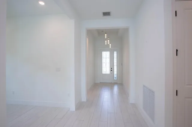 $5,750 | 5576 Captiva Lane, Westlake, FL 33470