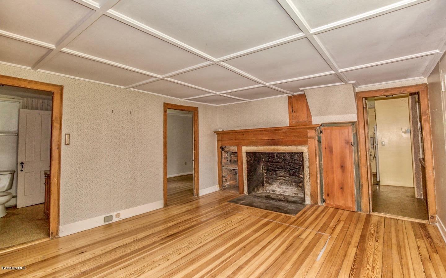 Living Room with Fireplace