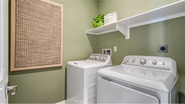 a picture of a bathroom with a window