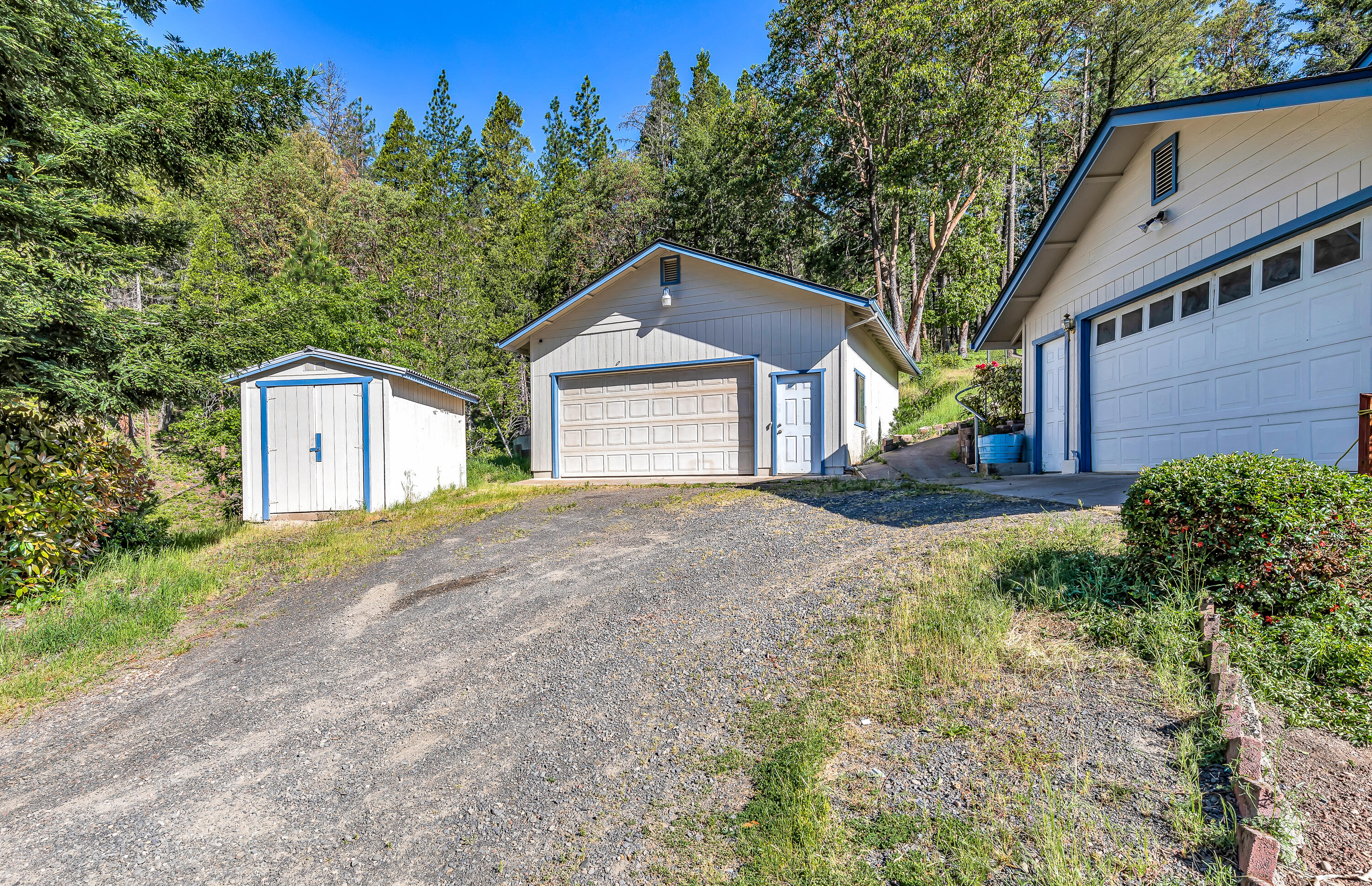 1306 Lewis Road Prospect, OR 97536 - Photo 32 of 66 9R9A9620
