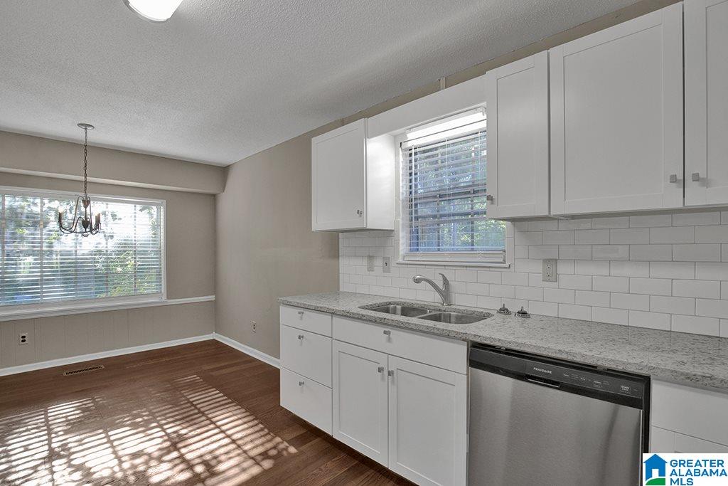 2512 Forestdale Bend Road Birmingham, AL 35214 - Photo 5 of 21