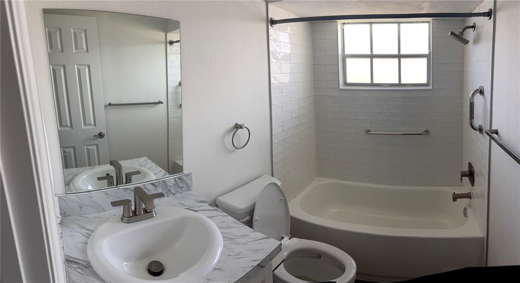 4201 Hampton Drive New Port Richey, FL 34652 - Photo 9 of 17 Gallery Image 9