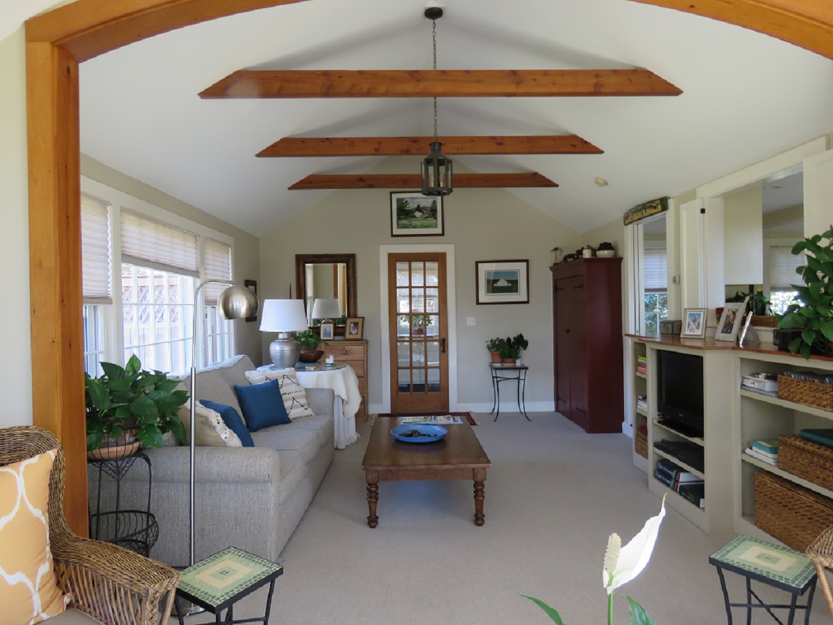 667 Old County Road West Tisbury, MA 02568 - Photo 11 of 35 Gallery Image 11