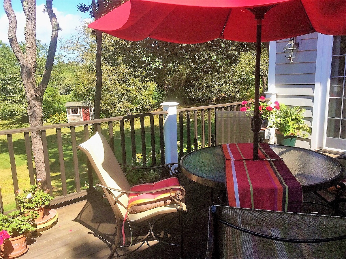 667 Old County Road West Tisbury, MA 02568 - Photo 6 of 35 Gallery Image 6