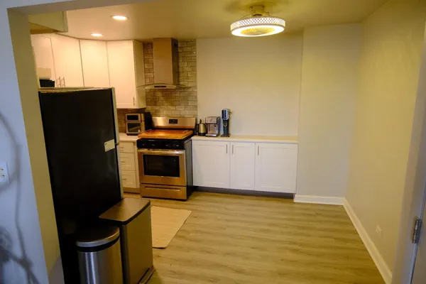 $1,700 | 225 Country Club Drive, Unit 3A, Lake Geneva, WI 53147