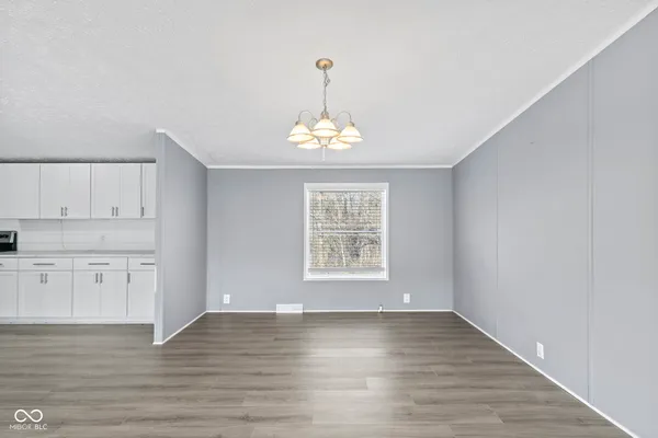 $194,000 | 6897 North Bogardus Road, Austin, IN 47102