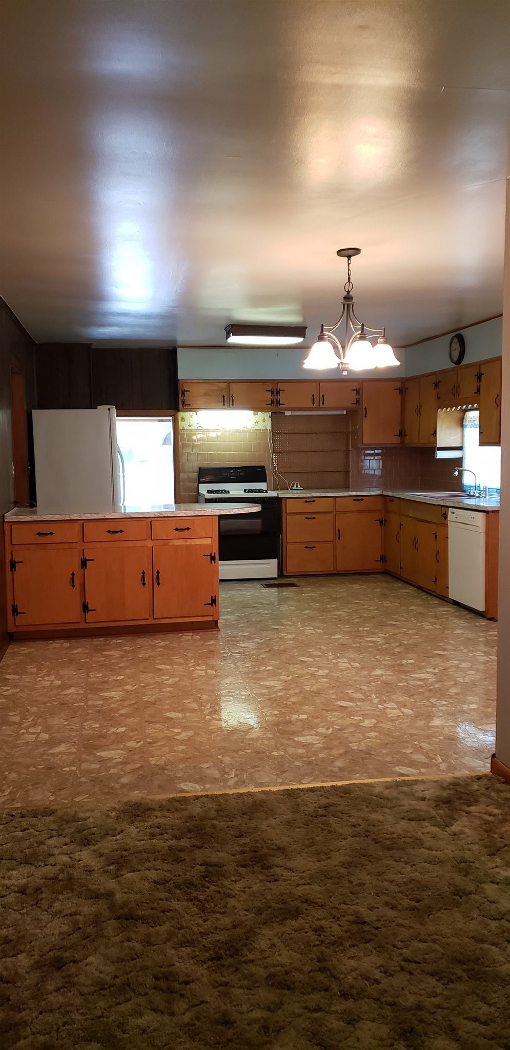 6366 Gardner Road Chandler, IN 47610 - Photo 9 of 24 Gallery Image 9