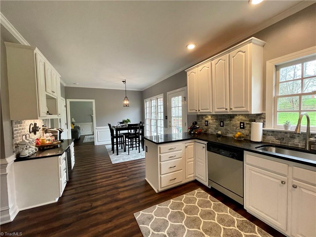 3248 Grandview Club Road Pfafftown, NC 27040 - Photo 14 of 49 Gallery Image 14