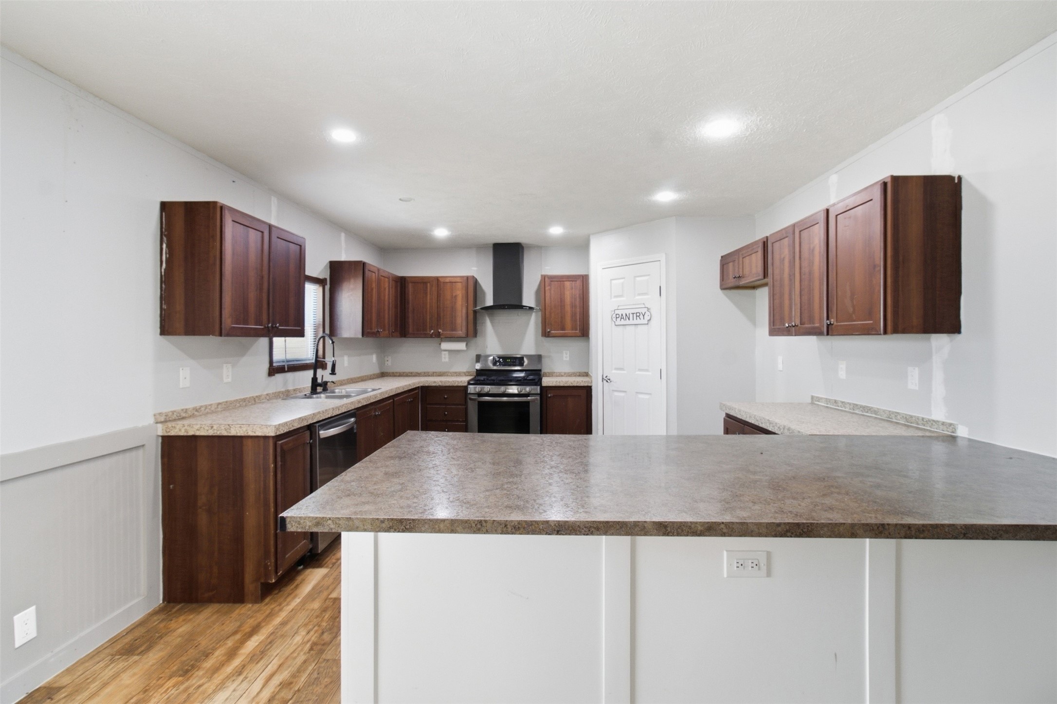 17563 Reno Road Conroe, TX 77306 - Photo 21 of 33 Gallery Image 21