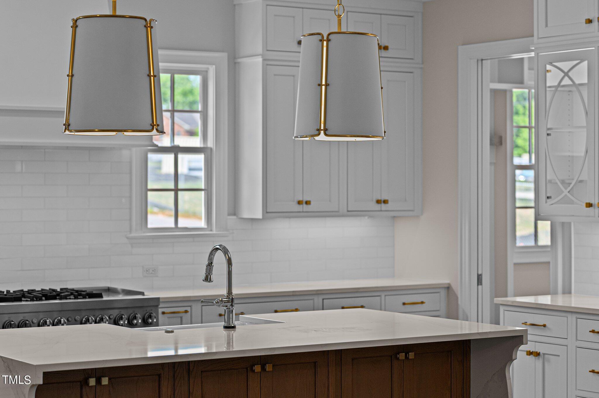 2635 Marchmont Street Raleigh, NC 27608 - Photo 13 of 57 12-web-or-mls-DSC_6152
