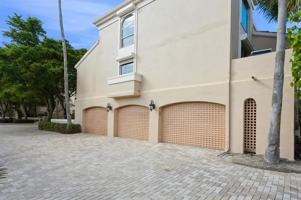 $8,500 | 1195 Coquille Street, Unit 309, Sarasota, FL 34242