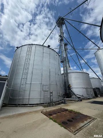 $699,000 | 569 Knox Road 1250 North, Galesburg, IL 61401