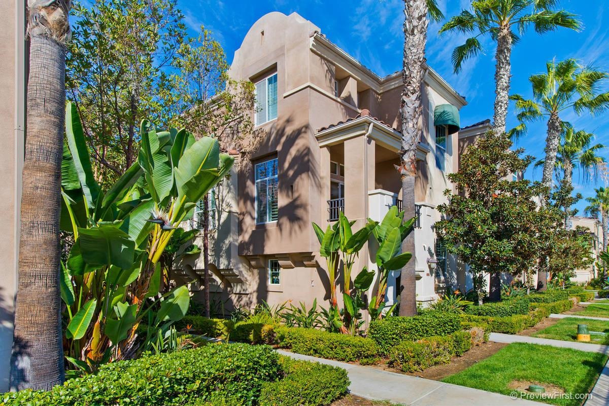 2187 Historic Decatur Road, Unit 44 San Diego, CA 92106 - Photo 1 of 25