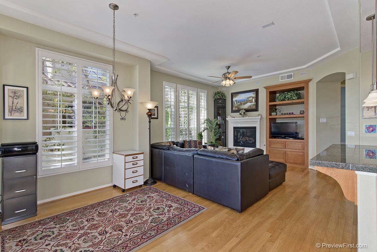 2187 Historic Decatur Road, Unit 44 San Diego, CA 92106 - Photo 4 of 25