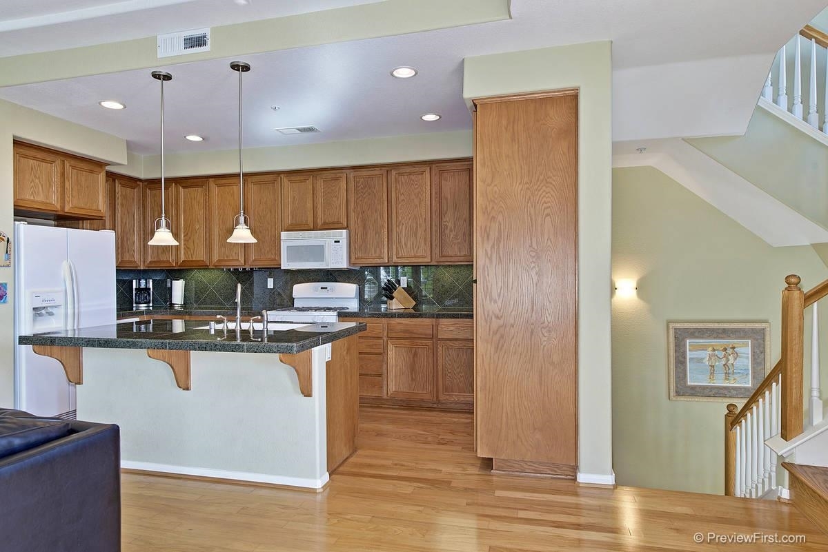 2187 Historic Decatur Road, Unit 44 San Diego, CA 92106 - Photo 8 of 25