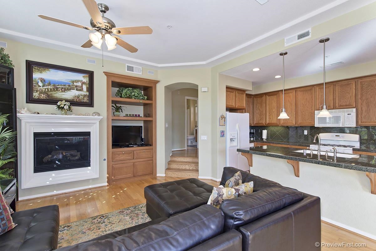 2187 Historic Decatur Road, Unit 44 San Diego, CA 92106 - Photo 10 of 25