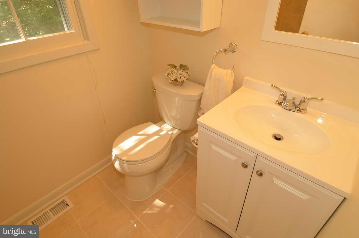 1711 Tarleton Way Crofton, MD 21114 - Photo 23 of 28 Bath