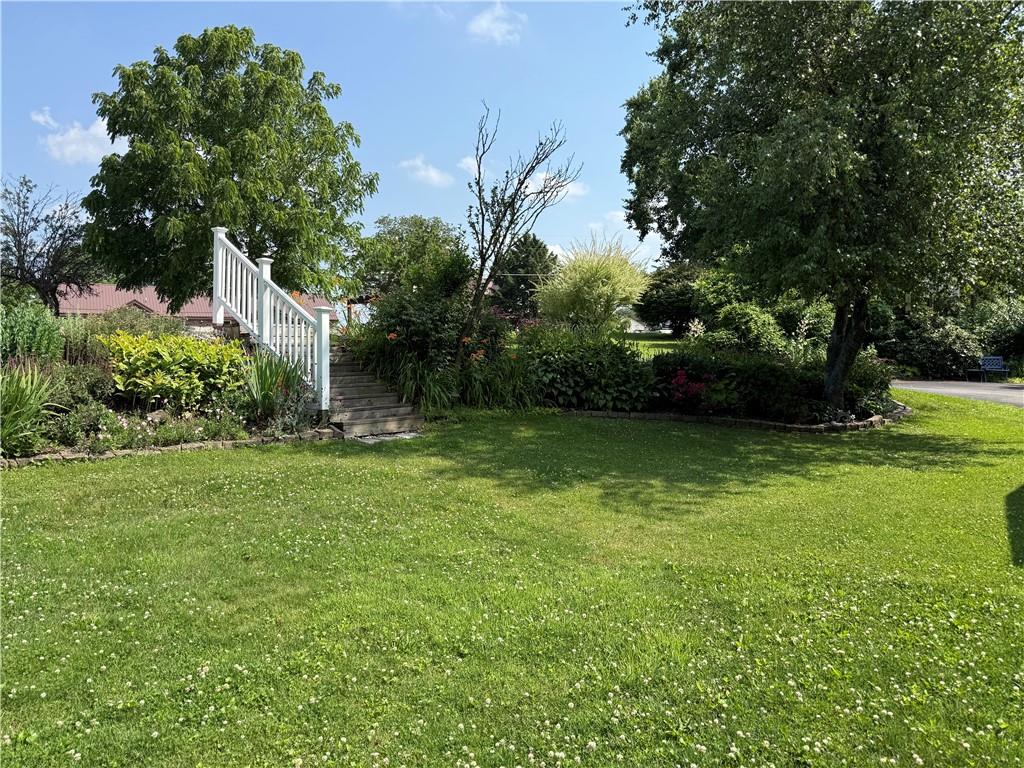 132 Harris Road Butler, PA 16002 - Photo 3 of 27