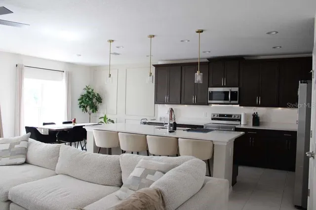 $460,000 | 1609 Sky Lks Drive, St. Cloud, FL 34769