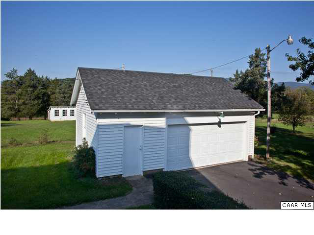 425 Madison Road Stanardsville, VA 22973 - Photo 18 of 23 a view of outdoor space and yard