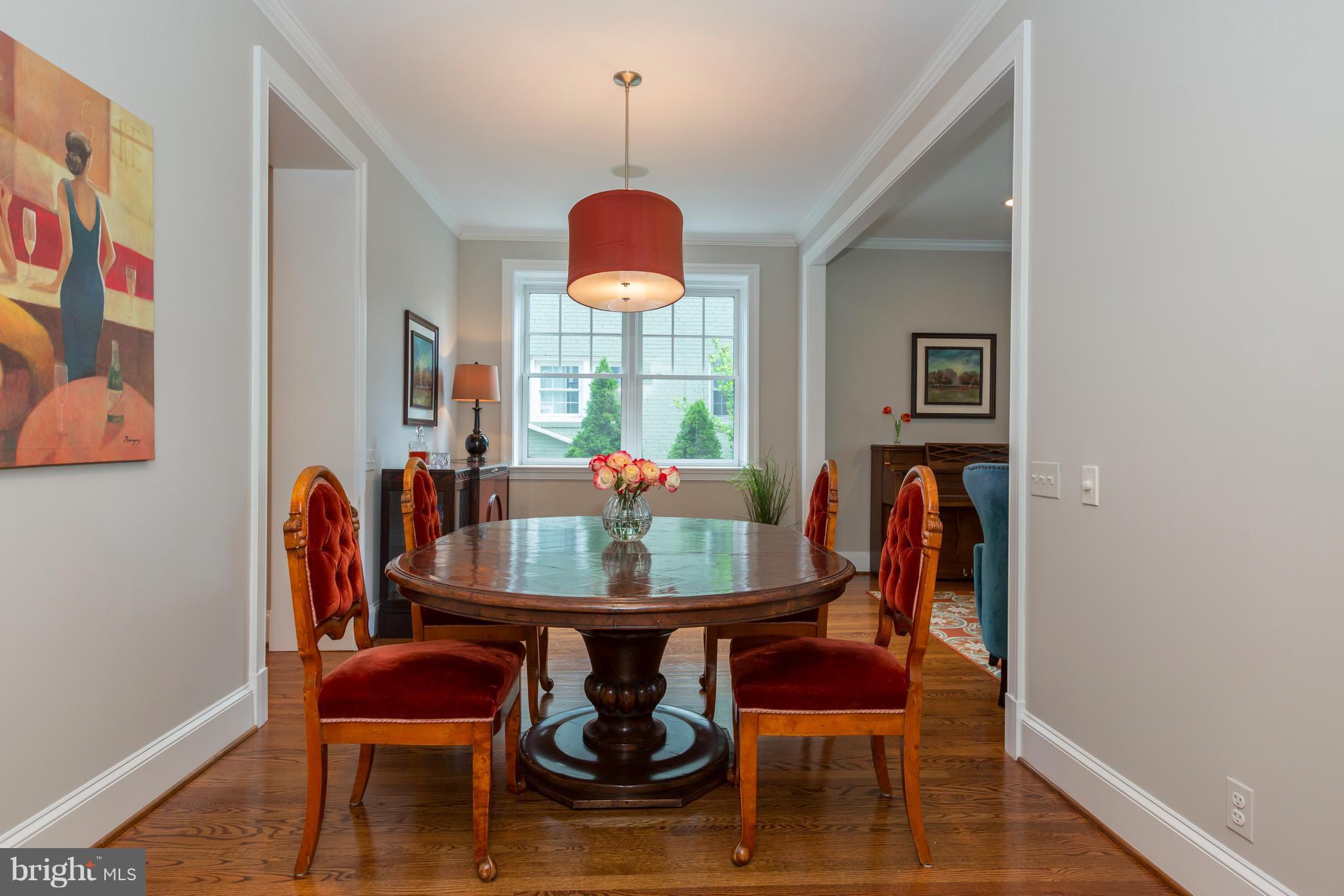 4613 Sleaford Road Bethesda, MD 20814 - Photo 8 of 29 Entertain many in the large dining room