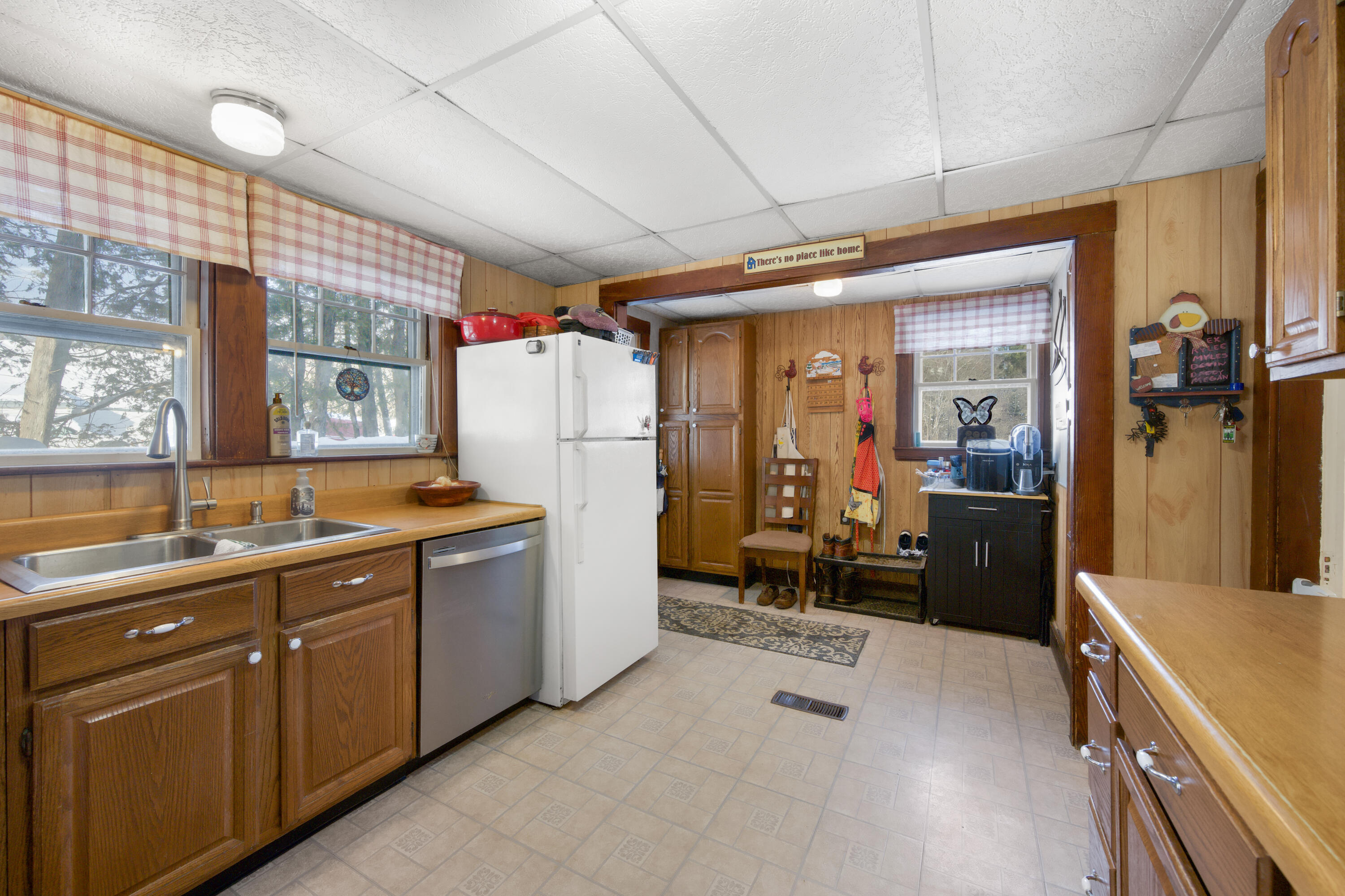 119 Commercial Street Hartland, ME 04943 - Photo 10 of 52 DSC_4887