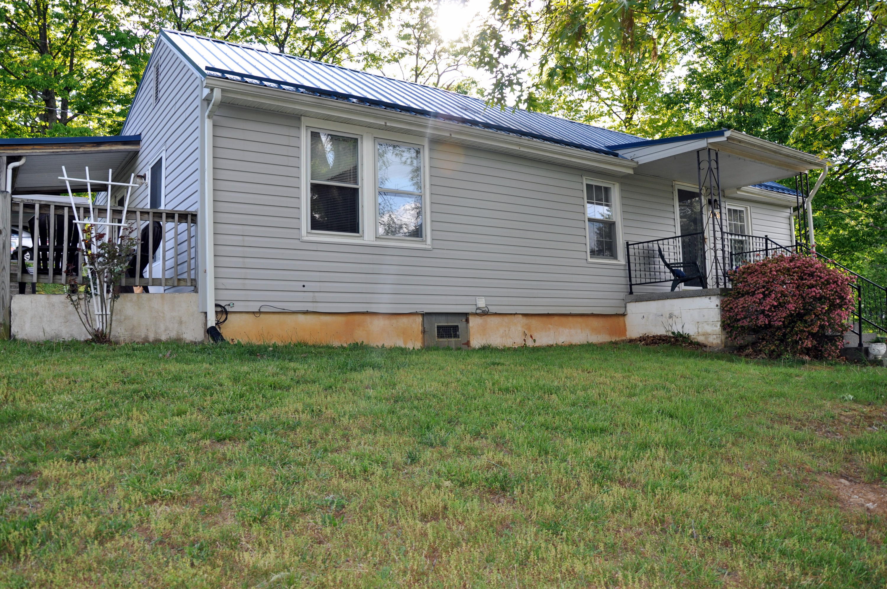 3065 Mowles Road Salem, VA 24153 - Photo 16 of 75 FRONT OF HOME