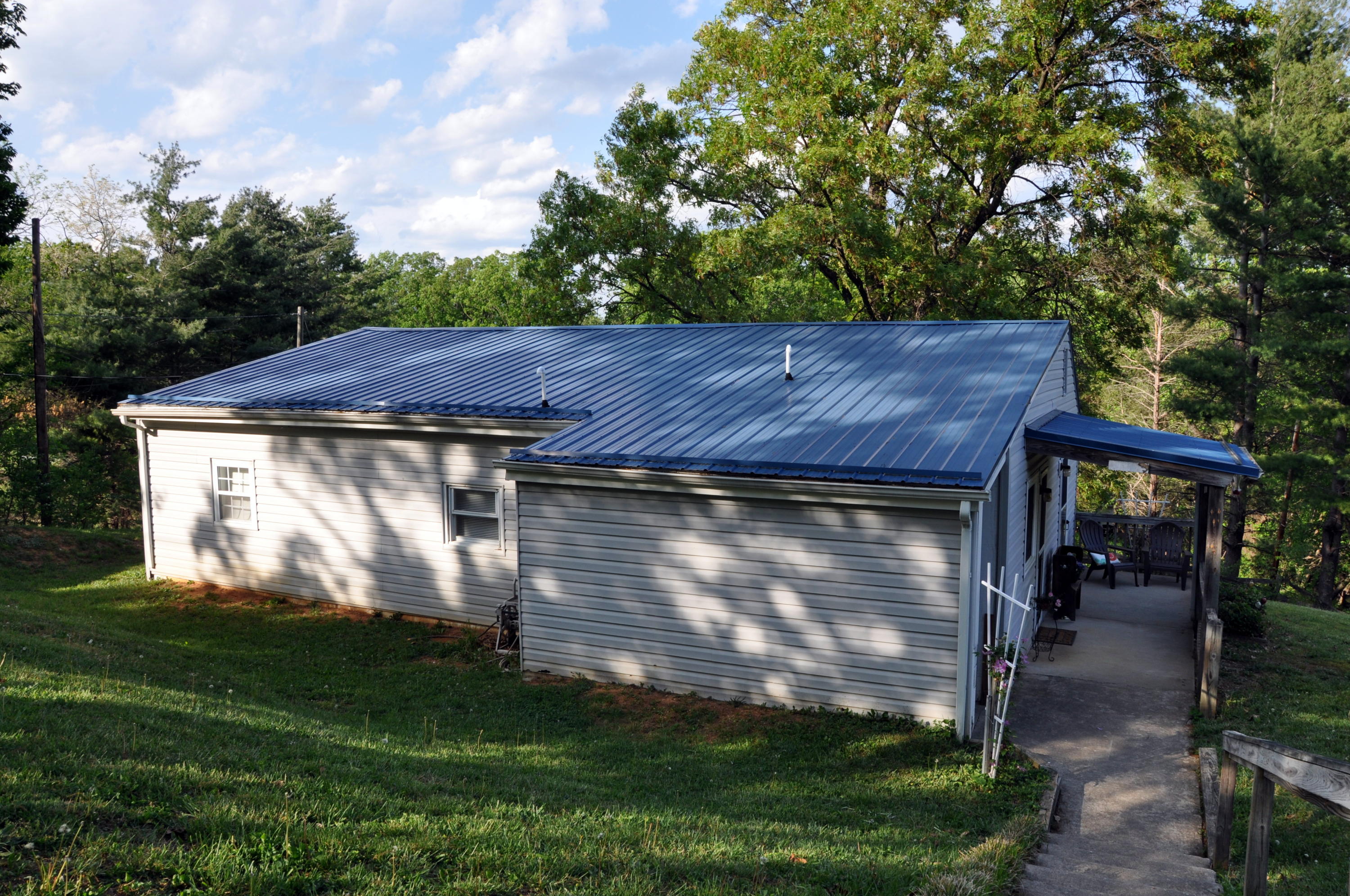 3065 Mowles Road Salem, VA 24153 - Photo 23 of 75 BACK
