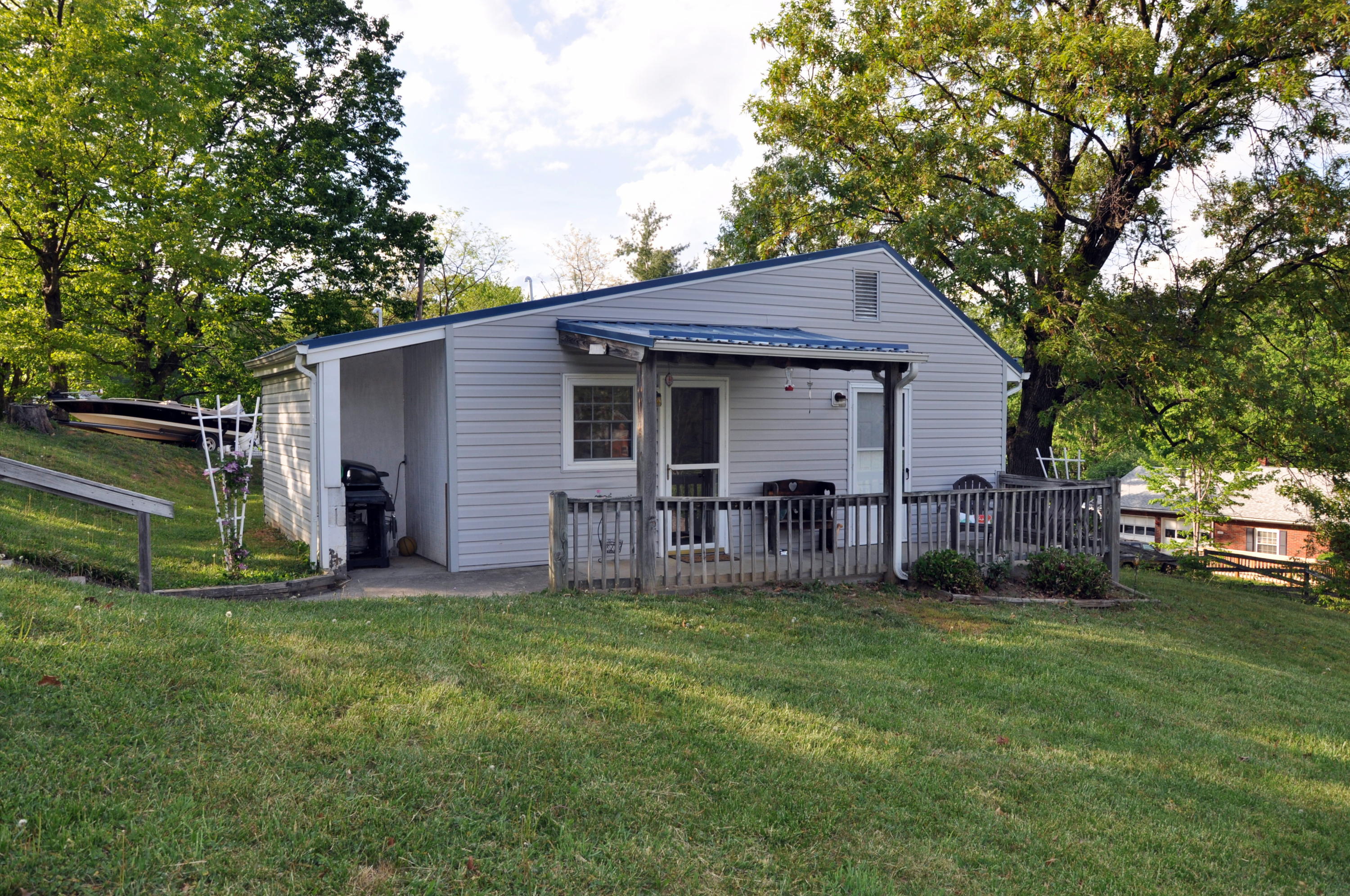 3065 Mowles Road Salem, VA 24153 - Photo 24 of 75 SIDE/BACK ENTRANCE