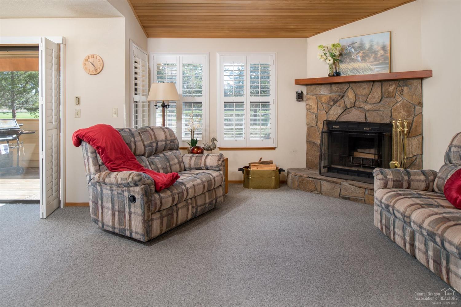 17826 West Core Road, Unit 34 Sunriver, OR 97707 - Photo 1 of 14 Primary Photo