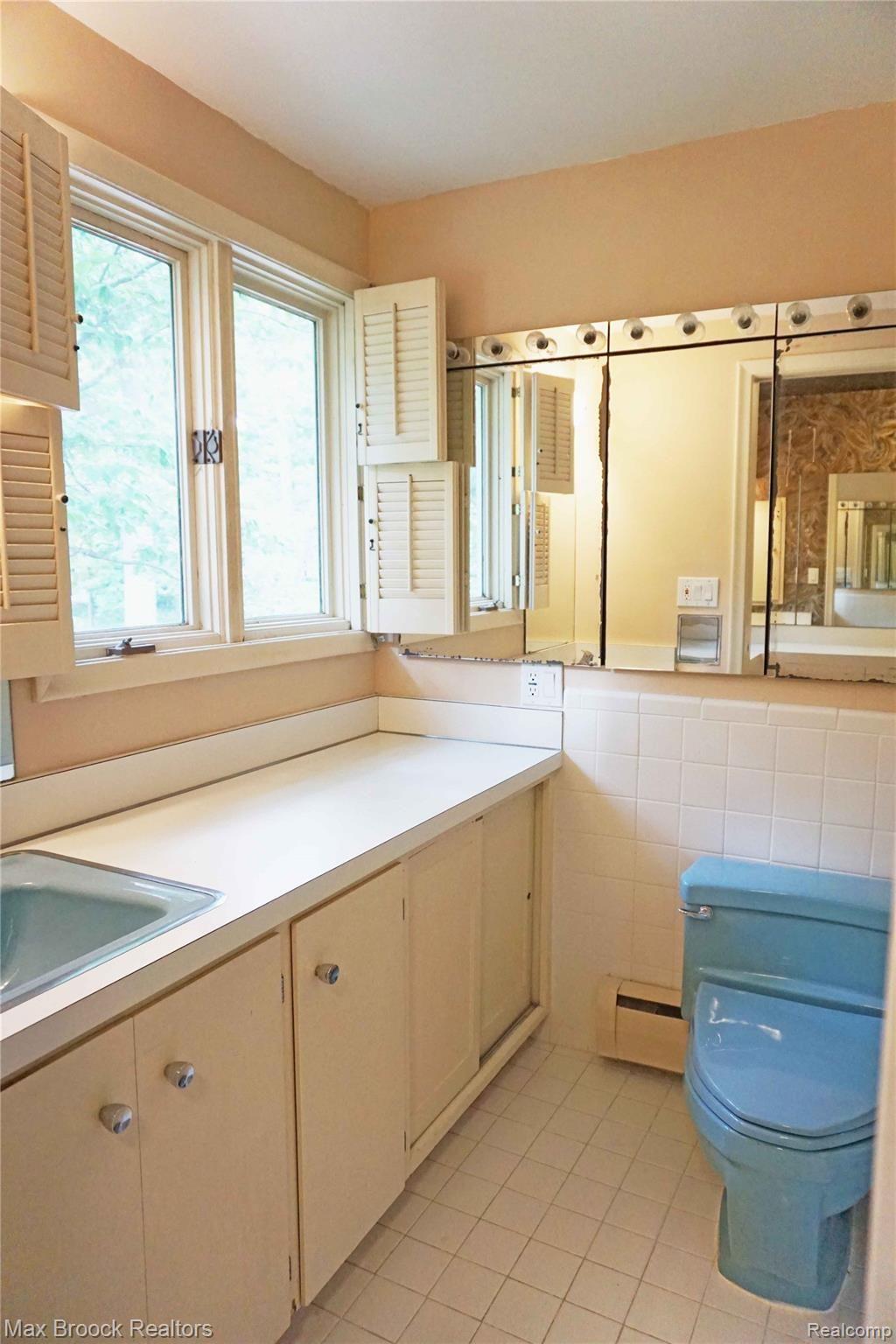 5105 Echo Road Bloomfield Hills, MI 48302 - Photo 31 of 36 DSC02260.jpg