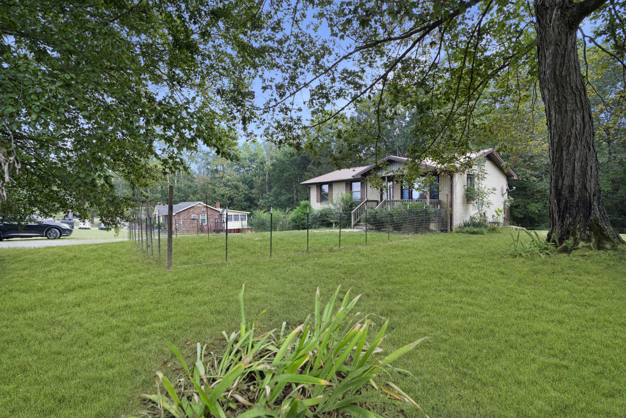 3140 North Hinton Road Clarksville, TN 37043 - Photo 4 of 30 Gallery Image 4