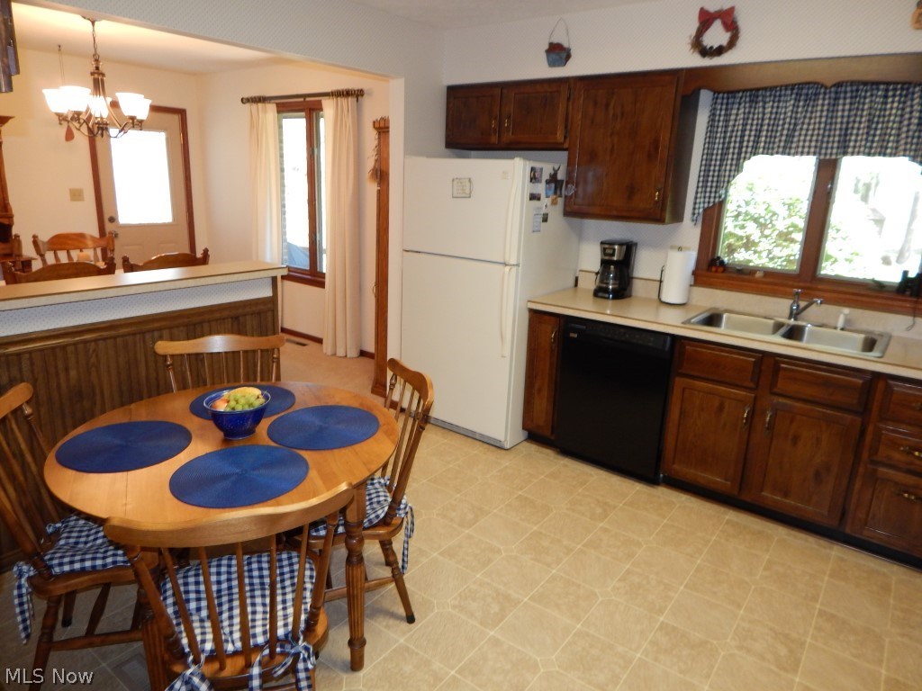 69 South Ridge Drive Pennsboro, WV 26415 - Photo 18 of 30