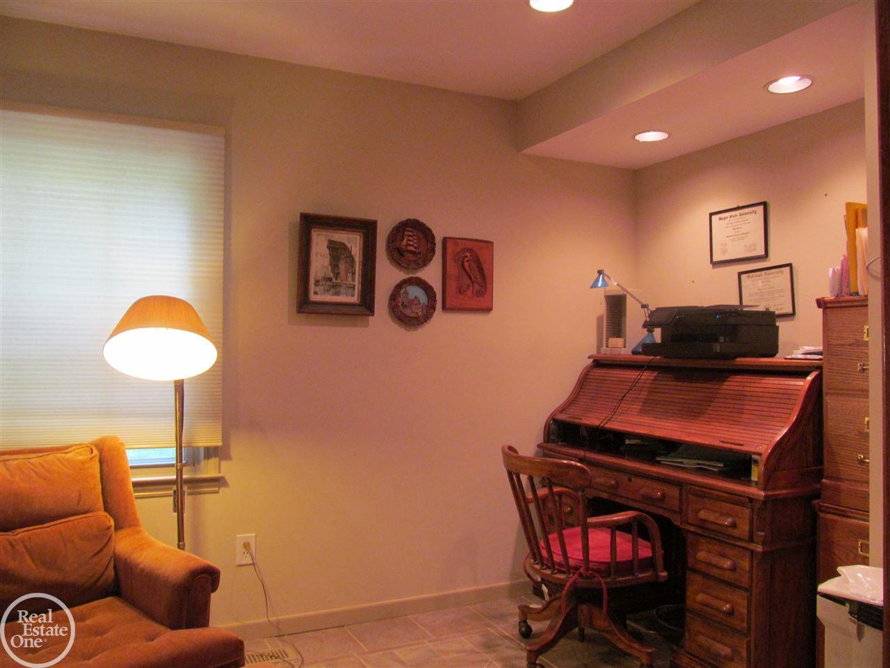 235 Shagbark Drive Rochester Hills, MI 48309 - Photo 14 of 26