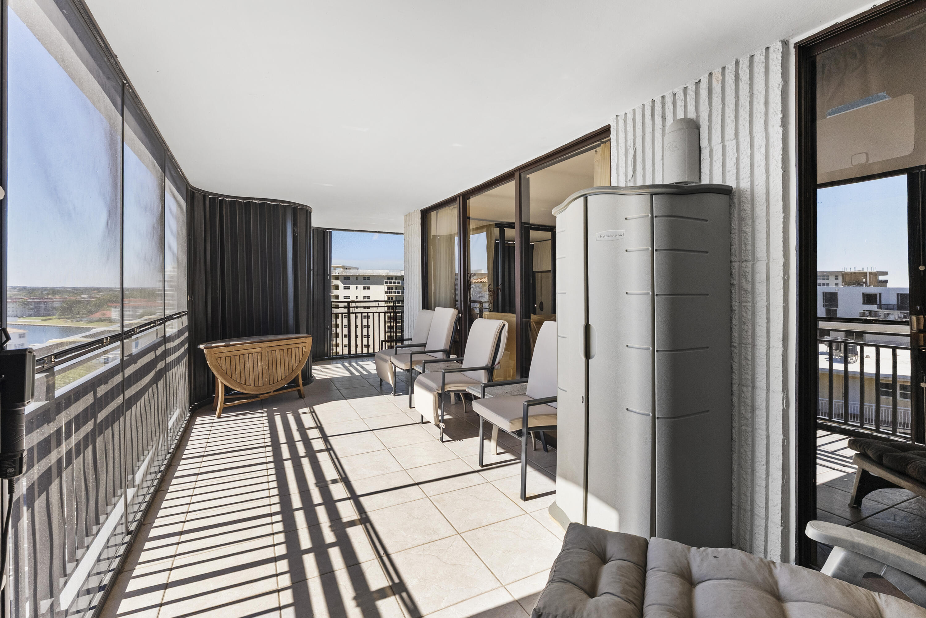 1167 Hillsboro Mile, Unit 709 Pompano Beach, FL 33062 - Photo 12 of 59 DSC02927