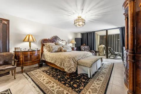 $1,500,000 | 1167 Hillsboro Mile, Unit 709, Pompano Beach, FL 33062