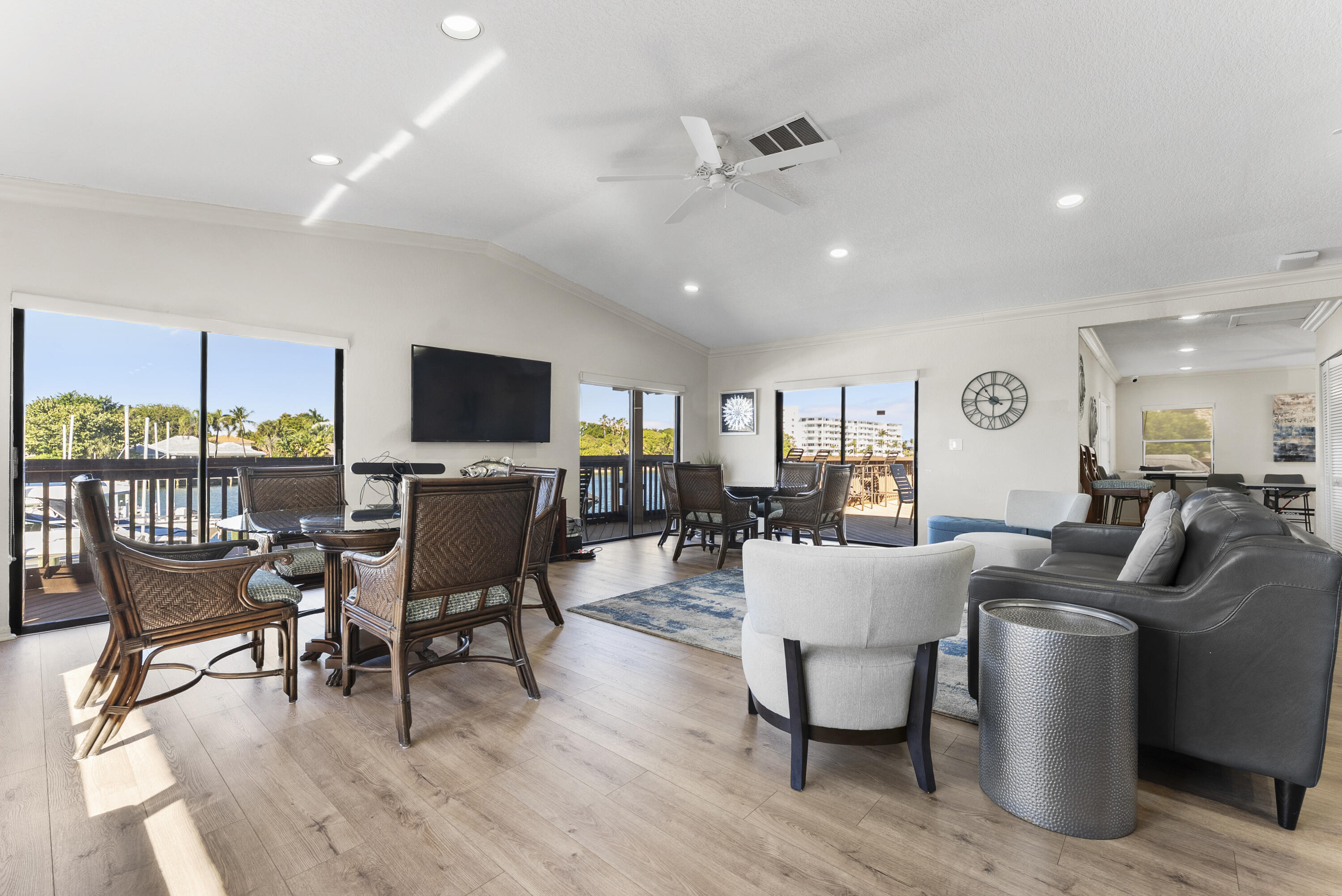 1167 Hillsboro Mile, Unit 709 Pompano Beach, FL 33062 - Photo 35 of 59 DSC02873