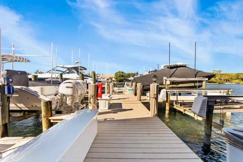 $1,500,000 | 1167 Hillsboro Mile, Unit 709, Pompano Beach, FL 33062