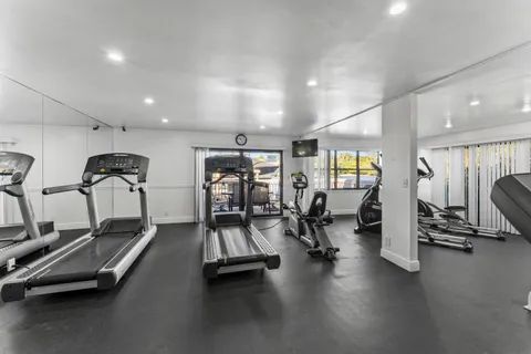 $1,500,000 | 1167 Hillsboro Mile, Unit 709, Pompano Beach, FL 33062