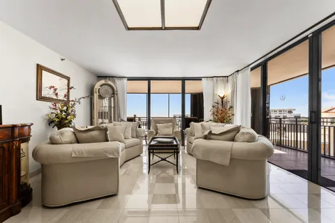 $1,500,000 | 1167 Hillsboro Mile, Unit 709, Pompano Beach, FL 33062