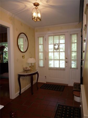 16 Henderson Road Lexington, MA 02420 - Photo 3 of 28