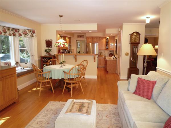 16 Henderson Road Lexington, MA 02420 - Photo 7 of 28