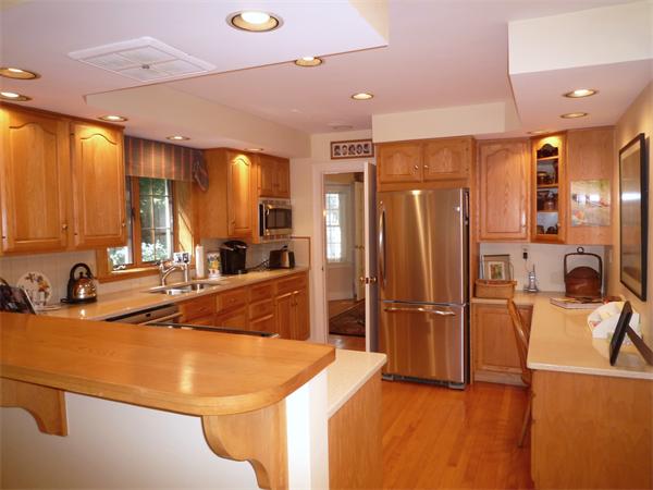 16 Henderson Road Lexington, MA 02420 - Photo 8 of 28