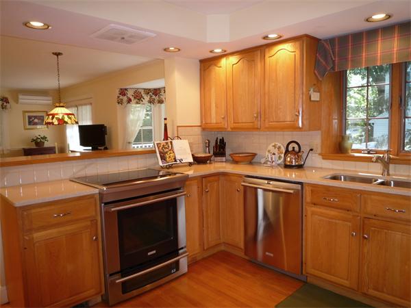 16 Henderson Road Lexington, MA 02420 - Photo 9 of 28