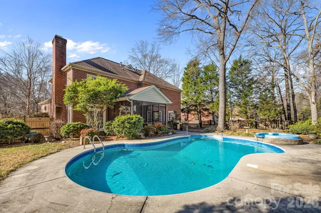 $575,000 | 1548 Summit View Drive, Rock Hill, SC 29732