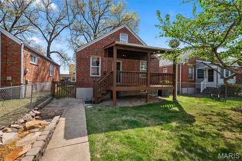 $350,000 | 5821 Oleatha Avenue, St. Louis, MO 63139