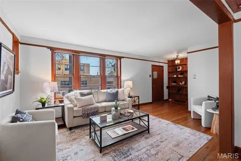 $350,000 | 5821 Oleatha Avenue, St. Louis, MO 63139