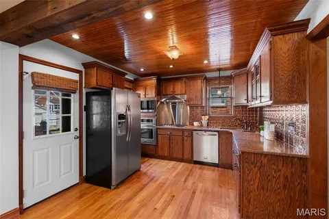 $350,000 | 5821 Oleatha Avenue, St. Louis, MO 63139