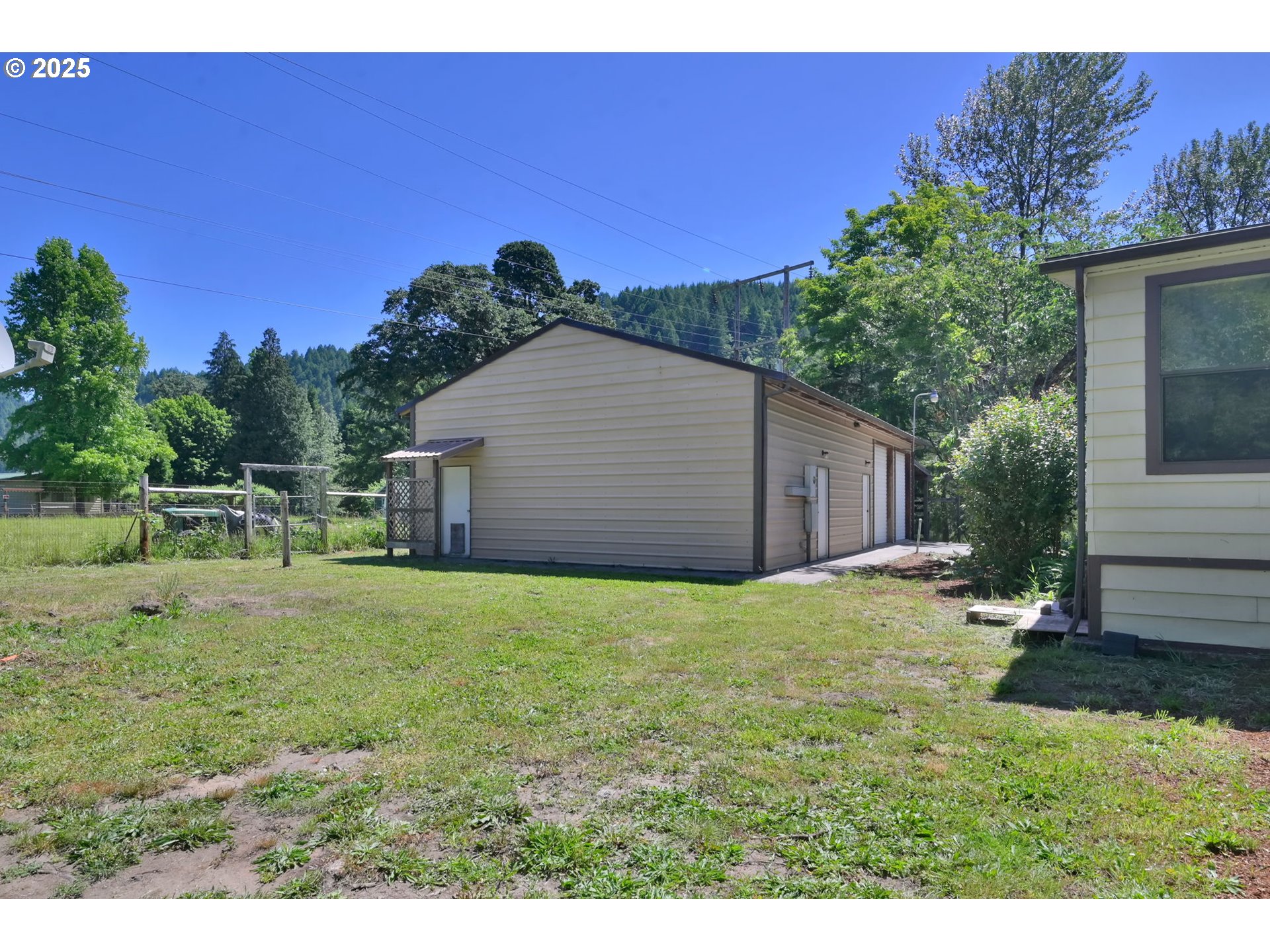 7349 Henderer Road Elkton, OR 97436 - Photo 32 of 48