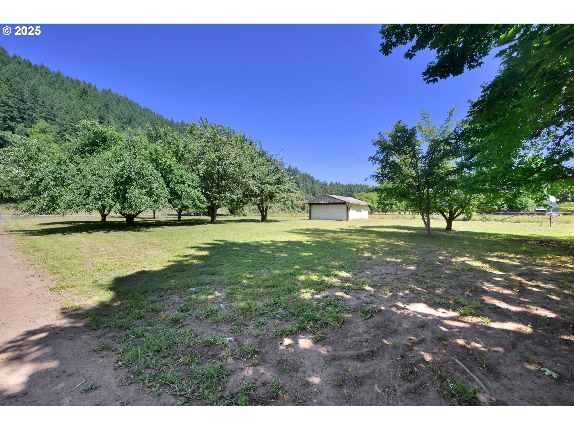 7349 Henderer Road Elkton, OR 97436 - Photo 34 of 48